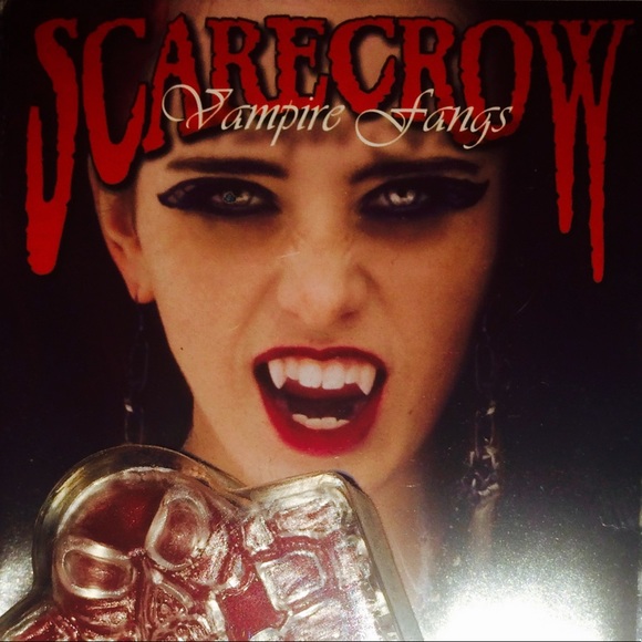 ScareCrow Other - Vampire Fangs!